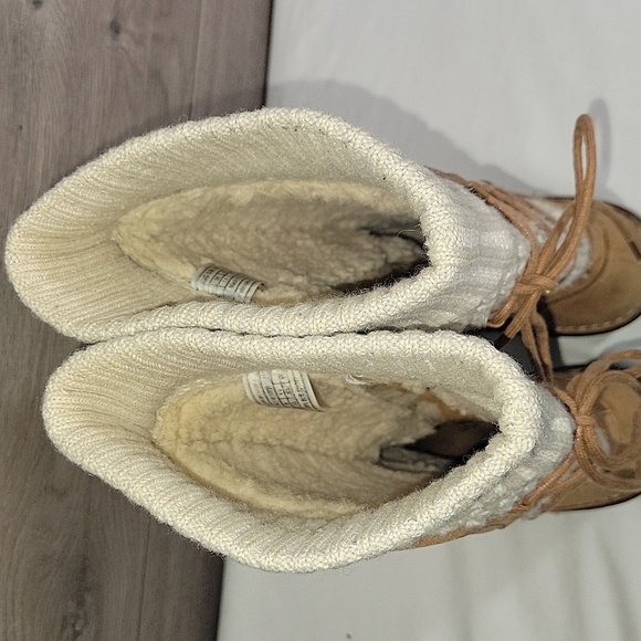 Womens UGG Skylair 1939 Wedge Tall Boots size 7.5 - Picture 10 of 11